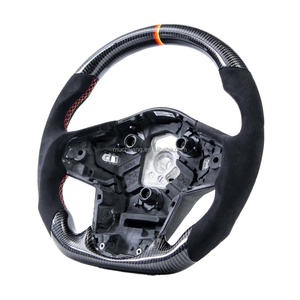 Volant en cuir en fibre de carbone de haute qualité, design sportif, ajustement parfait pour Toyota Supra, style course avec surpiqûres rouges - Product Image 2