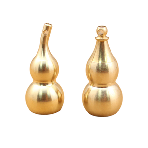 <span class=keywords><strong>La</strong></span> gourde creuse en cuivre <span class=keywords><strong>a</strong></span> un fond ouvert et une bouche tordue. Grande boîte ouvrable pour contenir du cinabre. - Product Image 3