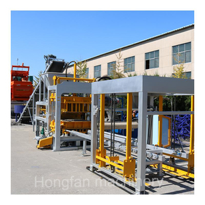 Máy làm gạch bê tông tự động hoàn toàn QT6-15 để sản xuất gạch bê tông tại Châu Phi - Product Image 6