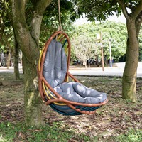 Fauteuil suspendu moderne d'extérieur en rotin PE pour patio, balançoire de jardin, balcon, terrasse, cour, villa, hôtel