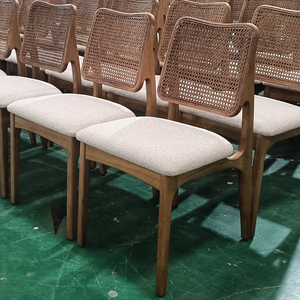 <span class=keywords><strong>Chaise</strong></span> d'événement <span class=keywords><strong>de</strong></span> location durable à dossier en rotin, en bois massif moderne, à prix bas, avec rembourrage - Product Image 5