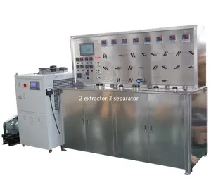 China Sandelholz ätherisches Öl CO2 Über kritische Extraktion maschine Moringa Seeds Essencial Oil Extraction Machine