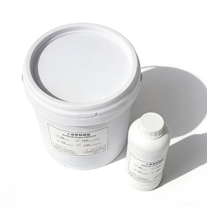 Adhésif polyuréthane bicomposant 8265+8201 pour le collage de gazon artificiel, colle pour ruban de jonction de gazon, utilisation intérieure et extérieure, ensemble 9kg+1kg - Product Image 2