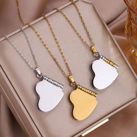 Collier en acier inoxydable avec pendentif livre en forme de cœur, gravure « Love », cadeau de confession pour la Saint-Valentin, chaîne en bambou, unisexe et sportif