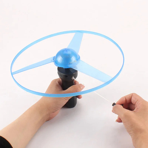 Disque volant à éclairage LED, hélicoptère à hélices, jouets d'extérieur pour enfants, toupie en plastique, soucoupes volantes UFO, sports et jeux amusants - Product Image 5