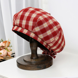 Boina Retro japonesa de nicho, a cuadros en blanco y negro, elegante, versátil, adelgazante, sombrero de <span class=keywords><strong>pintor</strong></span> de moda, gorra de vendedor de periódicos a cuadros, informal - Product Image 2