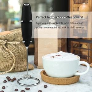 El Espumador de leche y café es rápido, es sin lugar a problemas un buen ayudante para el barista - Product Image 2