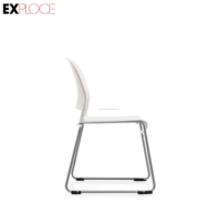 6802D Chaise de conférence empilable vintage pour hôtel, vente en gros