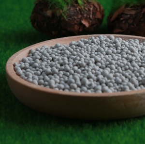 Fertilizante de nitrógeno granular blanco de grado agrícola Urea de liberación controlada 46-0-0 N46 % comprimido empaquetado en bolsas para crecimiento - Product Image 3
