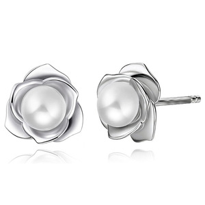 Set di Gioielli Floreali con Perle per Donne, Orecchini e Collana con Fiori Lucidi, Elegante e Fresco per Uso Quotidiano, Gioielli alla Moda - Product Image 3