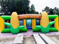Château gonflable commercial géant 7x7m avec labyrinthe à maïs pour événements extérieurs