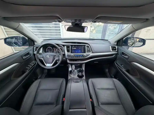 Vente Flash : Toyota Highlander 2021 2.0T 6AT AWD Édition Luxe, 5 Portes 7 Places, Immatriculée Août 2022, Kilométrage 35 000 KM - Product Image 6