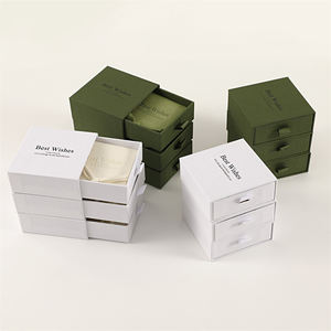 Boîte à bijoux de luxe personnalisée en carton carré simple avec logo personnalisé pour colliers et boucles d'oreilles - Product Image 3