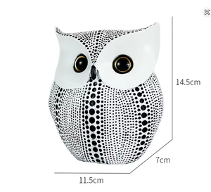 Statuetta di Gufo in Resina Stile Scandinavo, Design Traforato, Mini Statua Decorativa per Soggiorno, Regalo di Nozze - Product Image 3