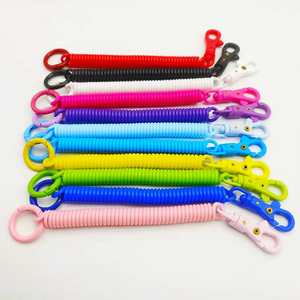 Bán Buôn Xoắn Ốc Có Thể Thu Vào Mùa Xuân Cuộn Dây <span class=keywords><strong>Keychain</strong></span> Căng Dây An Toàn Dây Đàn Hồi Vòng Chìa Khóa Với Tôm Hùm Vỗ Tay - Product Image 1