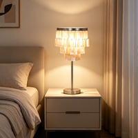 Lampe de table de luxe à 3 niveaux en coquillages naturels, cascade de coquillages Capiz, éclat ambre chaud, E27, pour chevet, chambre, salon, suite d'hôtel