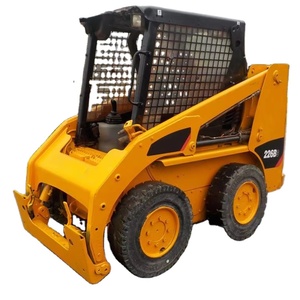 Chine Dernier cri 226B Mini Skid Steer Loader Grabber Petite Skid Steer Backhoe 5Ton Skid Steer Loader Radio Control à vendre - Product Image 6