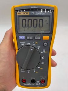 Détecteur de tension numérique sans contact pour électricien 117C - True RMS AutoVolt III 600V 10A Courant 40M Ohm Résistance - Product Image 3