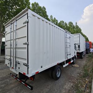 Nouveau petit camion Sinotruk Howo Van Cargo Truck 4x2 4x4 10 tonnes <span class=keywords><strong>BoxTruck</strong></span> - Product Image 5