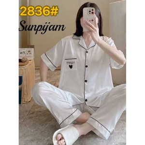 Set Pigiama Donna Stile Lusso Francese Manica Corta in Finta Seta Traspirante Comodo Abbigliamento da Notte Estivo per Casa Fornitura ODM - Product Image 4