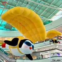 Pingouin gonflable d'intérieur avec parachute pour accrocher