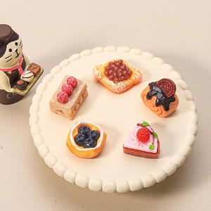 Dessert, série d'accessoires en résine à coller sur le réfrigérateur, petits ornements, jouets pour jouer à faire la cuisine, vente en gros de jouets, sachets surprises - Product Image 3