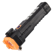 Outil d'évacuation d'urgence multifonctionnel Brise-vitre Coupe-ceinture de sécurité en aluminium Lampe de poche LED rechargeable pour voiture
