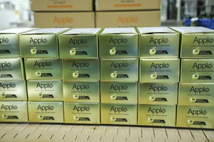 ครีมเป<span class=keywords><strong>ล</strong></span>ี่ยนสีผมนิวโกลเด้นแอป<span class=keywords><strong>เปิ้</strong></span><span class=keywords><strong>ล</strong></span> คลีアウォータ์ ไท<span class=keywords><strong>ป</strong></span>์ 500 มล.*2 <span class=keywords><strong>ป</strong></span>ราศจากแอมโมเนีย ติดทนนาน <span class=keywords><strong>ป</strong></span>ิดผมขาว 96 <span class=keywords><strong>แอ</strong></span><span class=keywords><strong>ป</strong></span><span class=keywords><strong>เปิ้</strong></span><span class=keywords><strong>ล</strong></span> แฮร์ คั<span class=keywords><strong>ล</strong></span>เลอร์ ครีม - Product Image 6