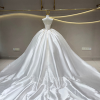 Robe de mariée Jancember JFH133 ivoire à épaules dénudées avec corsage perlé 3D, manches courtes en dentelle et jupe brodée pour la mariée