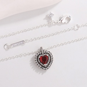 Romántico Conjunto <span class=keywords><strong>de</strong></span> Joyería <span class=keywords><strong>de</strong></span> <span class=keywords><strong>Plata</strong></span> <span class=keywords><strong>de</strong></span> Ley 925 con Colgante <span class=keywords><strong>de</strong></span> Corazón <span class=keywords><strong>de</strong></span> Circonita para Mujer: <span class=keywords><strong>Collar</strong></span>, Pendientes <span class=keywords><strong>y</strong></span> Anillo - Product Image 2