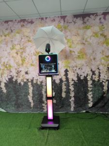 Cabina <span class=keywords><strong>de</strong></span> Fotos Portátil con Pantalla Táctil Mágica <span class=keywords><strong>de</strong></span> 15.6 Pulgadas, Marco LED, Impresora y Cámara para Eventos - Product Image 3