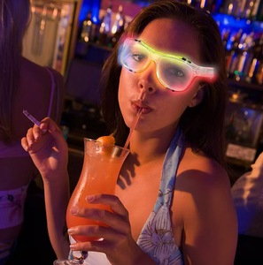 Fabricante Popular multicolor EL Wire <span class=keywords><strong>LED</strong></span> Light-up Gafas Suministros para fiestas Gafas de sol Carnaval Navidad Decoración Cumpleaños - Product Image 1