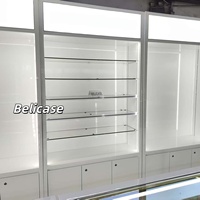 Vitrine de présentation de parfums minimaliste, meuble de présentation cosmétique personnalisé, mobilier pour salon de beauté et boutique de cosmétiques avec rangement et éclairage LED