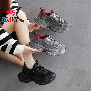 รองเท้าผ้าใบผู้หญิง Greatshoes สำหรับผู้ใหญ่ รุ่นมีไฟ ขนาดใหญ่ รองเท้าผ้าใบพื้นหนาสำหรับผู้หญิง รองเท้าผ้าใบแบรนด์เนม - Product Image 4