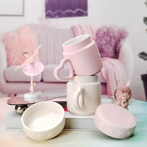 Taza de Café Festiva con Asa Estilo Ins, Taza con Tapa y Corazón en Relieve, Recuerdo Romántico, Tazas de Cerámica - Product Image 6