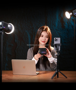 ขาตั้งกล้องแบบยืดหยุ่น <span class=keywords><strong>Ulanzi</strong></span> <span class=keywords><strong>MT</strong></span> 33 สำหรับโทรศัพท์มือถือและกล้องถ่ายรูป ดีไซน์ 2in1 พร้อมที่ยึดโทรศัพท์ ขาตั้งแบบมี Cold Shoe ด้านข้าง และสกรู 1/4 นิ้ว สำหรับ Tiktok รุ่น mt33 - Product Image 4