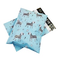 Pochettes d'expédition autocollantes personnalisées en PET blanc écologique avec logo sur mesure pour l'expédition express, chaussettes et boîtes de mariage