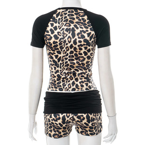 <span class=keywords><strong>Conjunto</strong></span> Deportivo de Verano 2026 para <span class=keywords><strong>Mujer</strong></span>, Camiseta de Manga Corta y Pantalones Cortos con Cintura Elástica, Diseño de Contraste de Color, 2 Piezas - Product Image 3