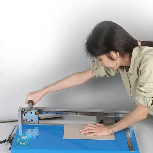 엄밀한 상자 서류상 강저 기계를 위한 기계를 흠을 파는 중국 공장 가격