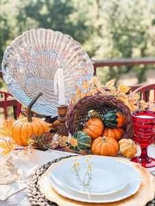 Vajilla decorativa de metal de diseño único personalizable, bandeja para servir, vajilla de aluminio, Platos y platos para uso doméstico en hoteles - Product Image 5