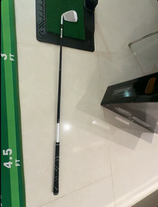 Liquidación: Palo de <span class=keywords><strong>golf</strong></span> <span class=keywords><strong>nuevo</strong></span> para hombre y mujer, hierro 7 de carbono, para principiantes, fabricado en China. - Product Image 5