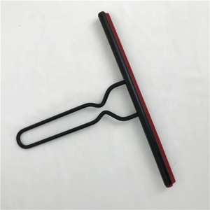 Squeegee de nettoyage de fenêtres en acier inoxydable durable avec bande en silicone - Product Image 1