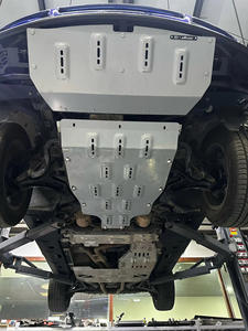 Nouveaux produits pour <span class=keywords><strong>Cayenne</strong></span> 955 Pièces de rechange tout-terrain Pare-chocs avant en acier au carbone Garde-châssis en magnalium Porte-bagages de toit - Product Image 5