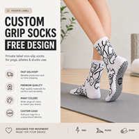 Chaussettes de yoga mi-mollet pour femmes, antidérapantes, avec motif animalier mignon, personnalisables, pour le Pilates et l'entraînement