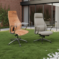 Chaise de bureau exécutive ergonomique moderne avec revêtement en cuir véritable, hauteur réglable, base en acier inoxydable, dossier haut et fonction pivotante