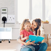 Minuteur programmable hebdomadaire 16A avec prise murale électrique et fiche UE