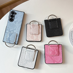Custodia per Telefono Antiurto in PU con Motivo a Serpente Tinta Unita per <span class=keywords><strong>Samsung</strong></span> Galaxy ZFlip7, Design con Anello, <span class=keywords><strong>Cover</strong></span> Personalizzata per Huawei Pocket 2 - Product Image 1