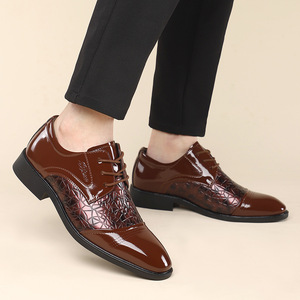 Chaussures Richelieu en cuir blanc pour hommes, à bout pointu, motif géométrique, pour mariage, à lacets, semelle extérieure en caoutchouc, collection printemps - Product Image 3