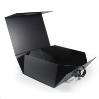Boîte cadeau rigide de luxe noire pliable en gros avec fermeture magnétique, poignée et finition mate recyclable