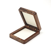 Boîte à médailles carrée en bois de noyer noir écologique, pour récompenses, pièces commémoratives militaires, rangement de bijoux, cadeau gravé